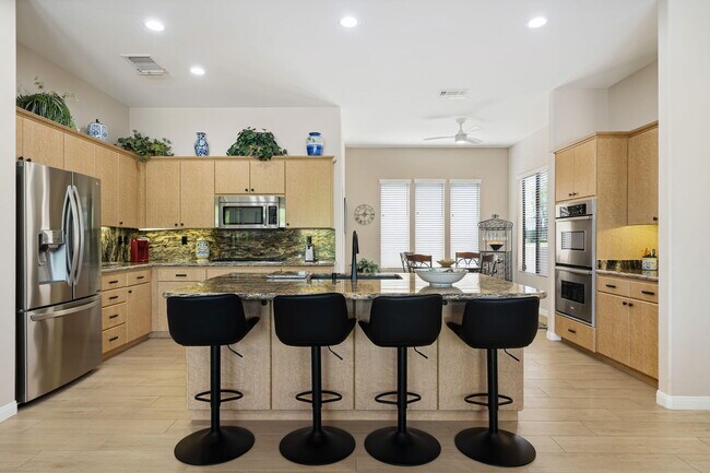 Building Photo - 75840 Sarazen Way