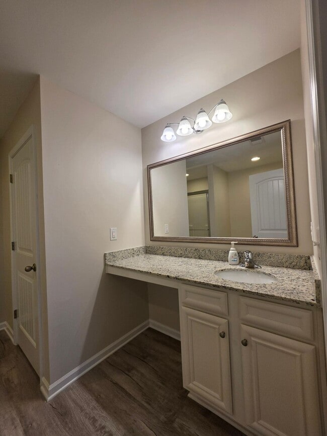 Building Photo - 2969 Old Field Rd