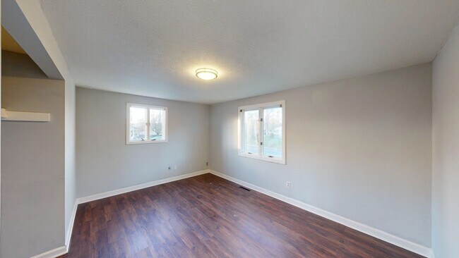 Building Photo - 3801 Adell Rd