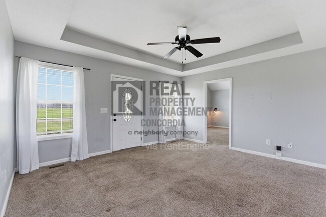 Building Photo - 312 Meadows Rd