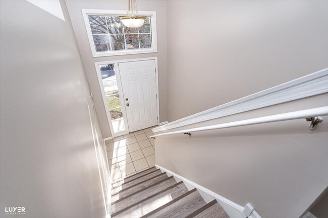 Building Photo - 7424 Lincoln Ave