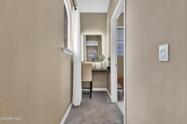 Building Photo - 13131 Shadow Wood Pl