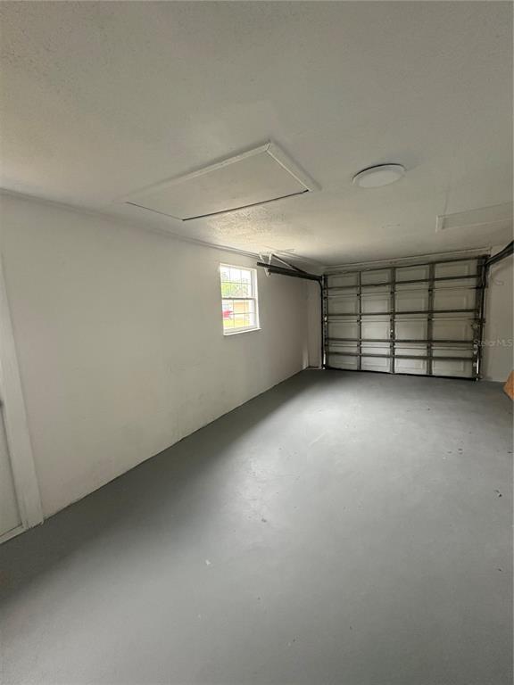 Building Photo - 9110 Pegasus Ave