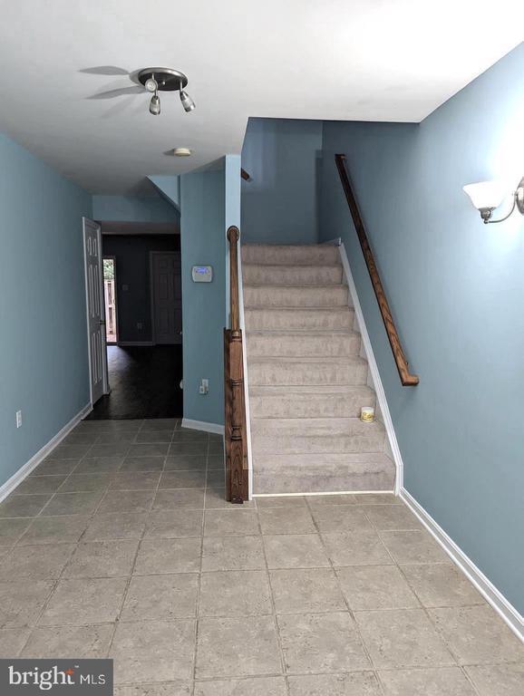 Building Photo - 14173 HUNTERS Way