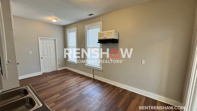 Building Photo - 1191 Tutwiler Ave