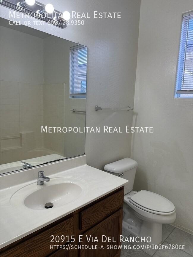 Building Photo - 20915 E Via del Rancho