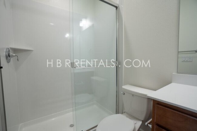 Building Photo - 3024 Ellis Town Dr