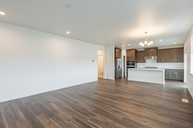 Building Photo - Brand New 3 bed 2.5 bath with flex room No...