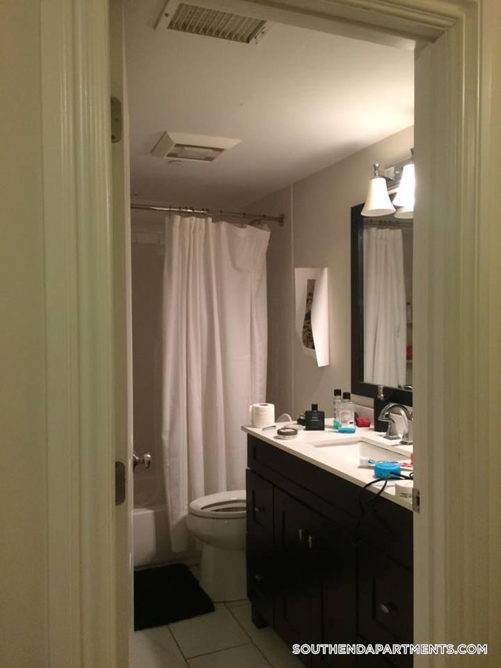 Building Photo - 656 Massachusetts Ave