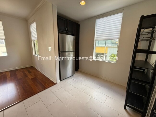 Building Photo - 3321 Watermarke Pl
