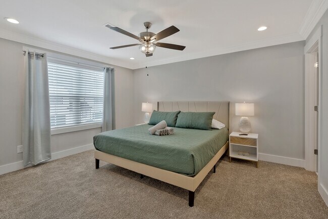 Building Photo - Unit #31 (166 Sango Rd)