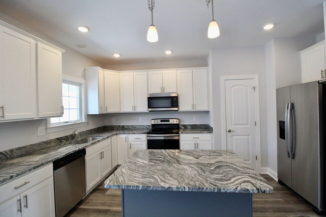 Building Photo - 1156 Harvest Ct