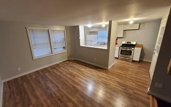 Building Photo - 54 Terrill St