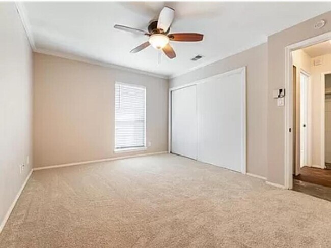 Building Photo - 3105 Boxwood Ln
