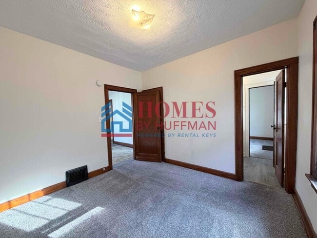 Building Photo - Three Bedroom House | Now Available