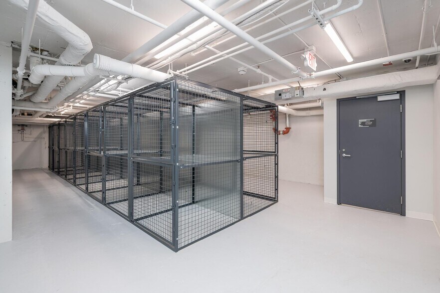 Building Photo - 335 Harvard St