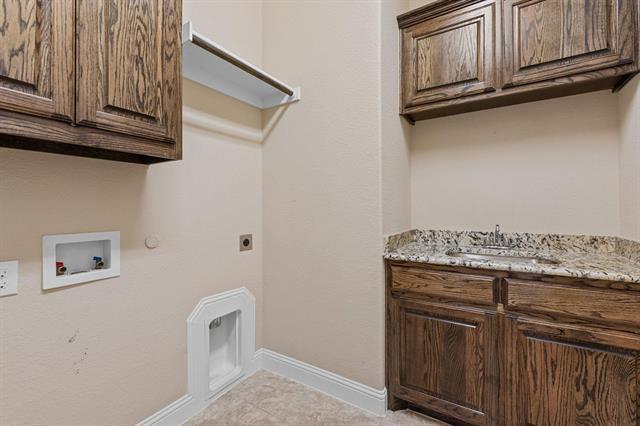 Building Photo - 3759 Legends Path