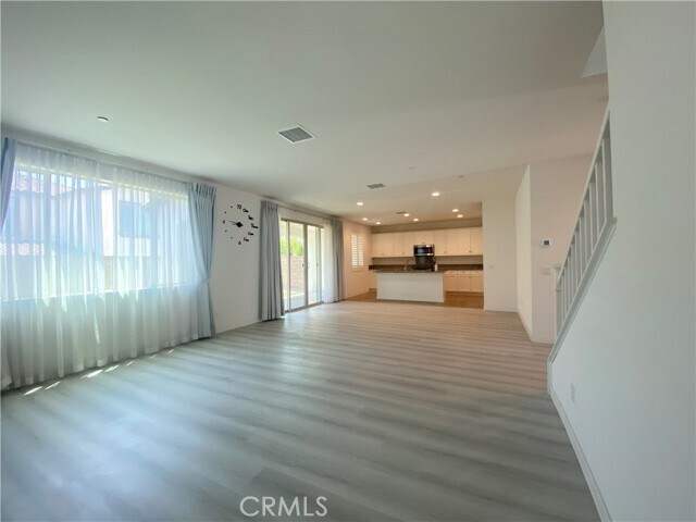 Building Photo - 2932 E Silver Sky Dr