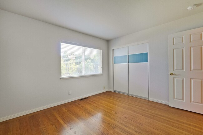 Building Photo - Wow! What a Great Home! Available Soon!