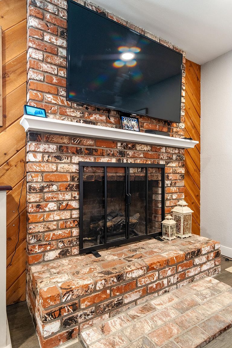 Building Photo - 1741 McComb Ave