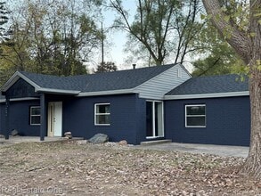 Building Photo - 7889 Chilson Rd