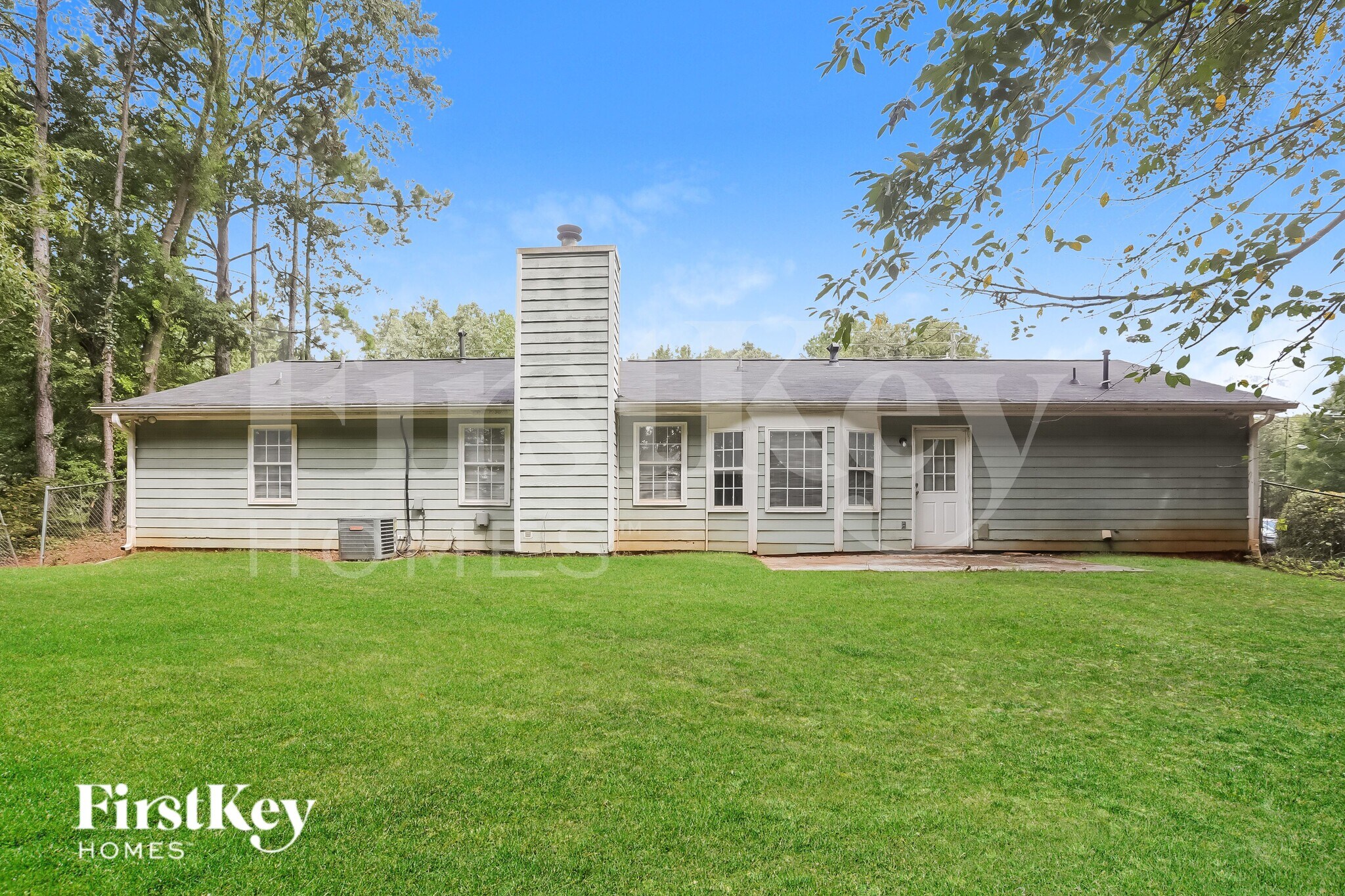 Building Photo - 270 Countryside Ln