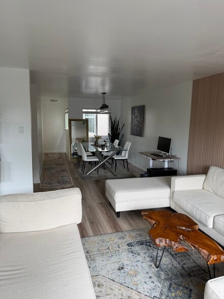 Building Photo - 1040 Fell St