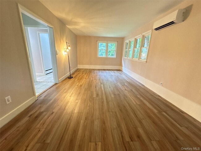 Building Photo - 42 Burlison Ave