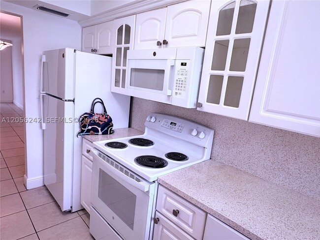 Building Photo - 7348 SW 82nd St