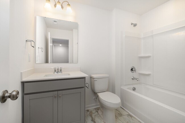 Building Photo - 3234 Lilac Grove Dr