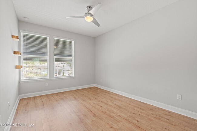 Building Photo - 548 Kendall Crossing Dr
