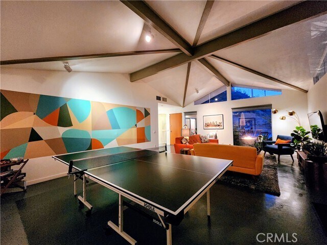 Building Photo - 2499 S Palm Canyon Dr
