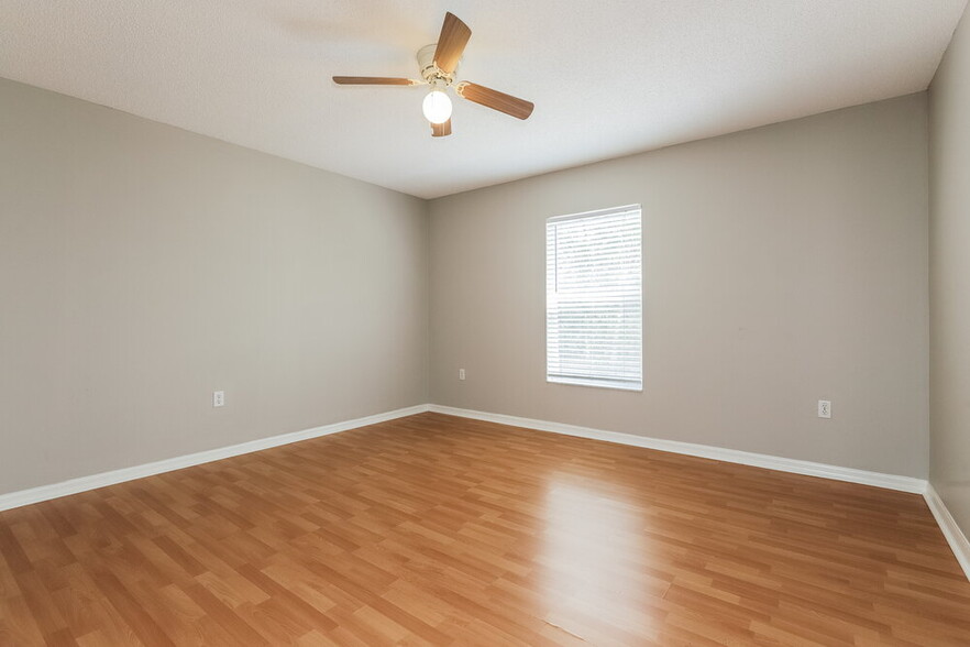 Building Photo - 13809 Gentle Woods Ave