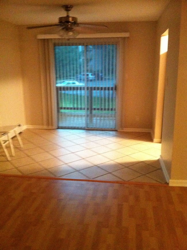 Building Photo - 8158 Durbin Terrace