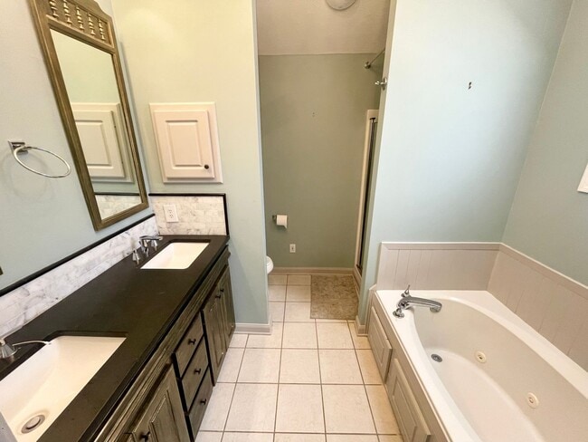 Building Photo - 3/2 For Rent in Germantown School District!