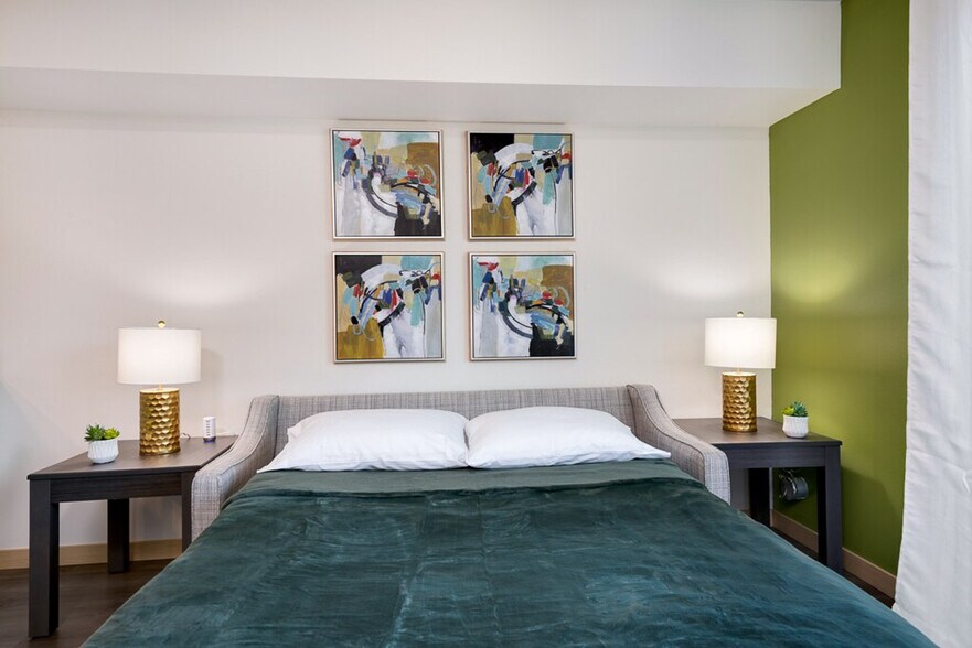 Building Photo - 1724 S Stevens St