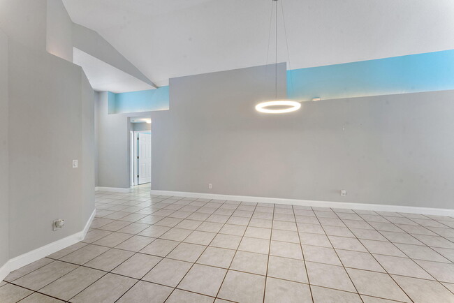 Building Photo - 981 Delray Lakes Dr