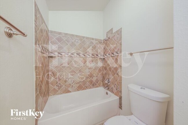 Building Photo - 11014 N 82nd Ave