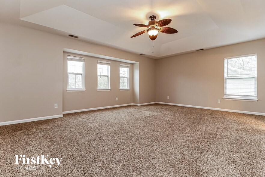 Building Photo - 140 Graduate Ln