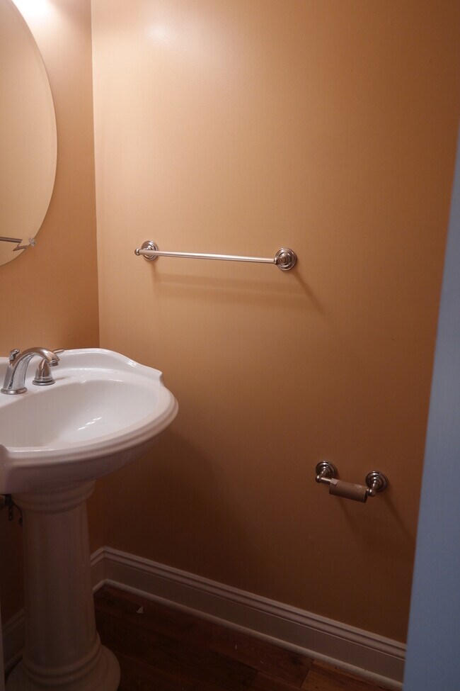 Building Photo - Charming 2 Bedroom/2.5 Bathroom Townhome in Linwood/Patterson Park, MD!