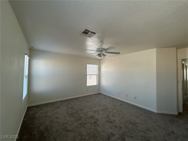 Building Photo - 9949 Cerbat Ct