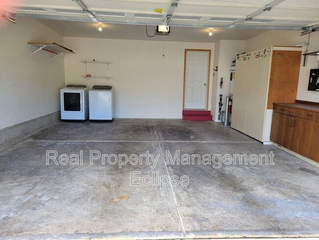 Building Photo - 1108 73rd Dr SE