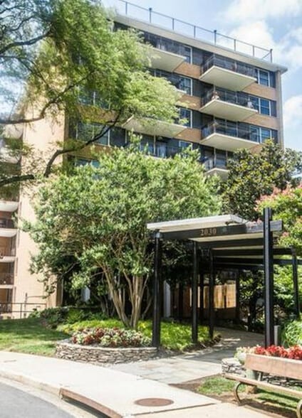 Nicely Landscaped Building - 2030 N Adams St