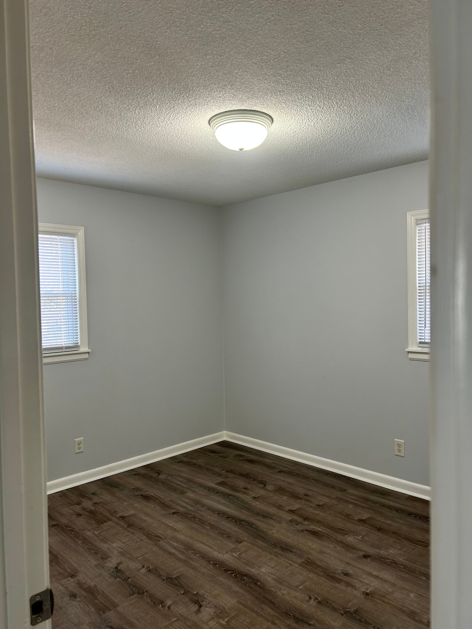 Building Photo - 405 Copeland Park