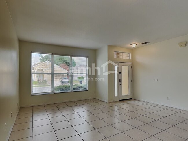 Building Photo - 1130 Cherry Valley Way
