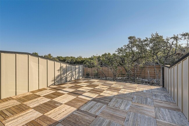 Building Photo - 590 Old Ml Rd