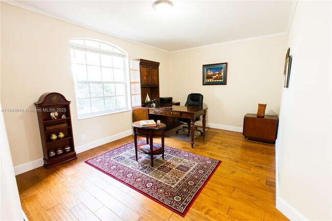 Building Photo - 2983 Oakbrook Dr