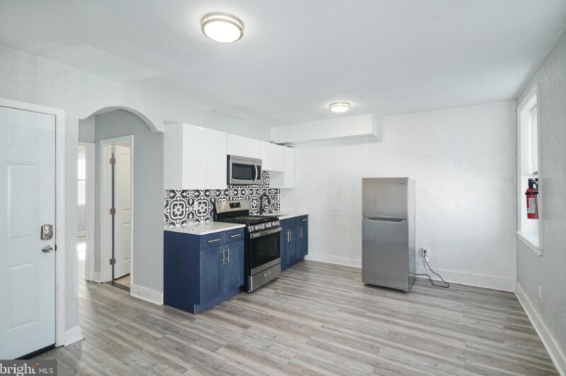 Building Photo - 3856 Haverford Ave