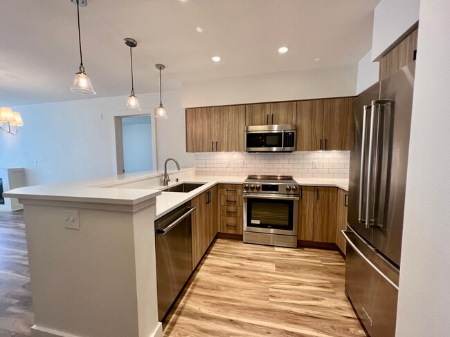 Building Photo - Stunning, Luxe Condo in Ballard! Two Beds ...