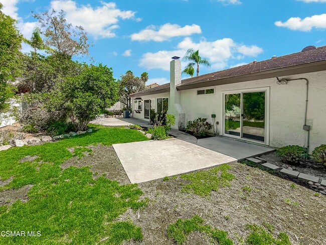 Building Photo - 360 N Greenmeadow Ave
